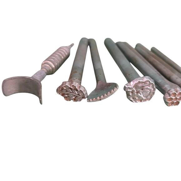 Vintage Craftool Co. Leather Stamps Carving Tools and Organizer Rack - Picture 9 of 11